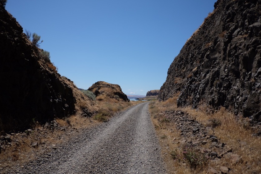 Google thought this gravel road with golf ball sized rocks would make a nice detour off of Highway 14. Nope.