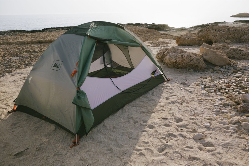 Despite only having a 2WD Nissan Sunny, we managed to drive out to a beach near We camped on the beach near Fins and camp for the night.