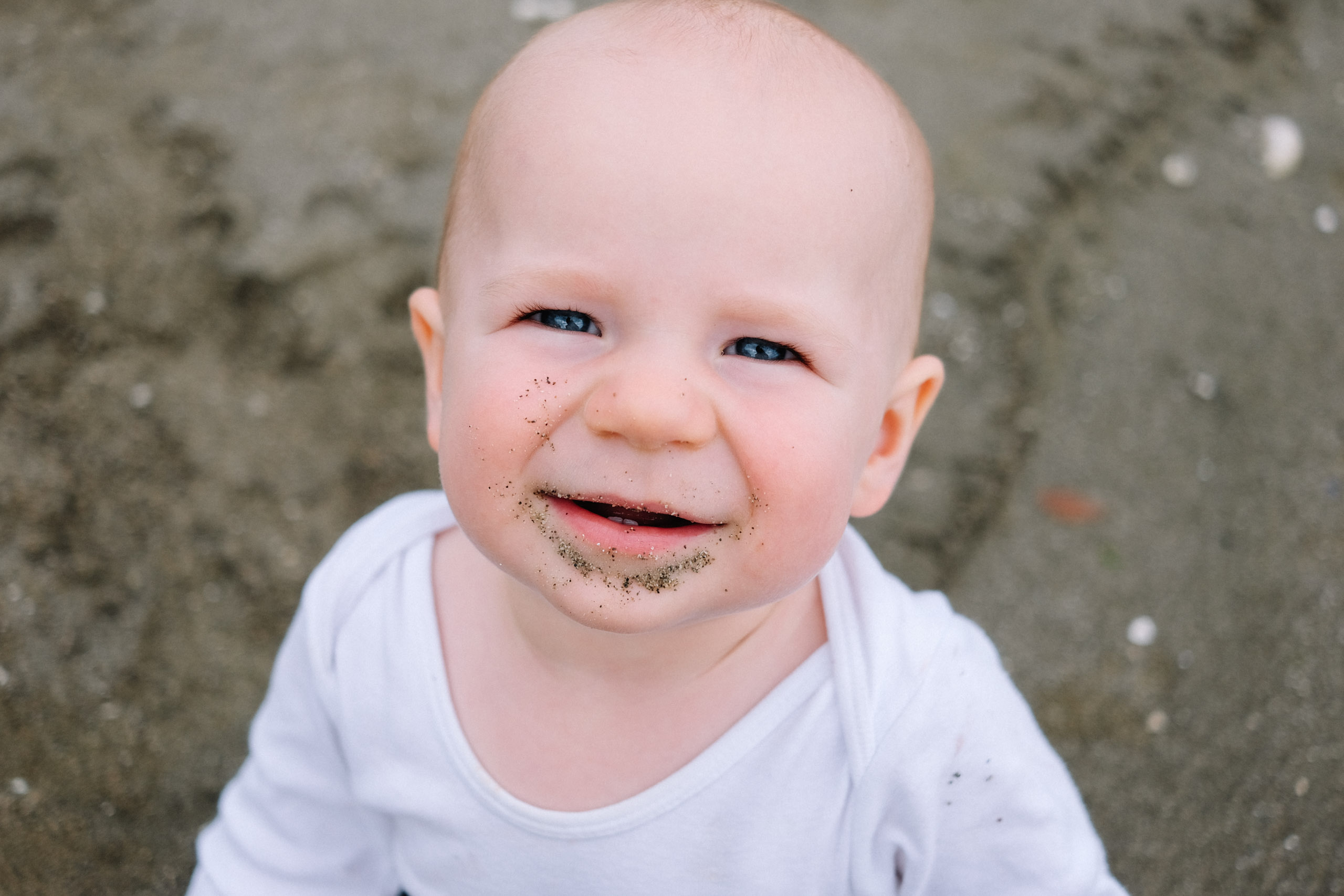 oren eats sand