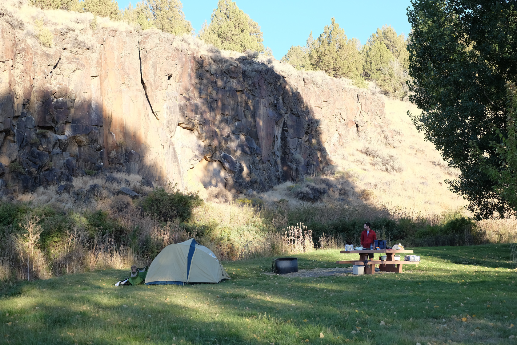 The next day we moved into a proper site. The biggest improvement was the picnic table. Cooking on the ground is hard.