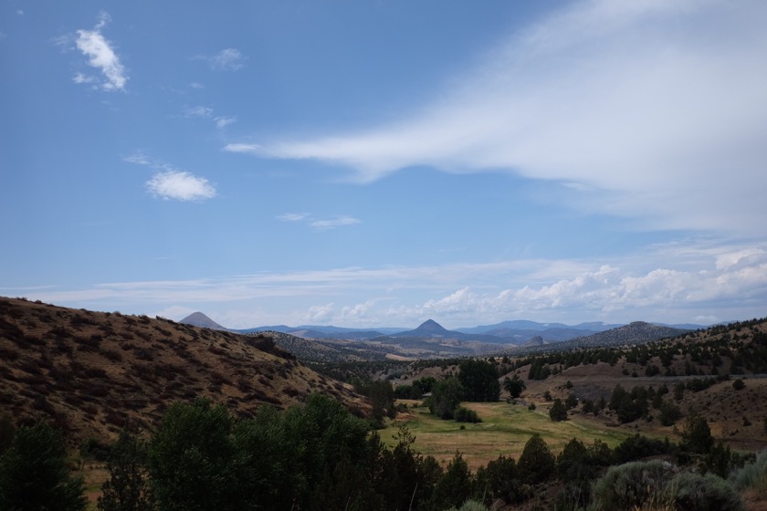 Clear skies over the Ochocos.